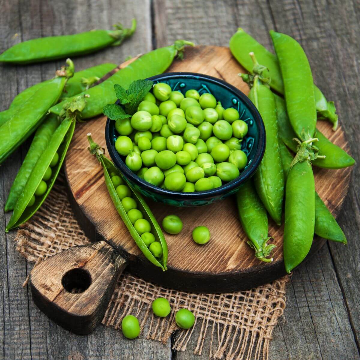 Peas - Nutrition, Health, and Beauty Benefits