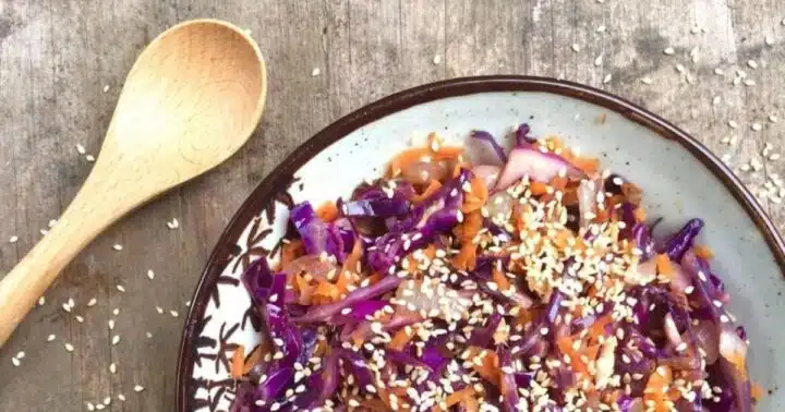 Simple Gut-Friendly Ginger Garlic Cabbage Sauté