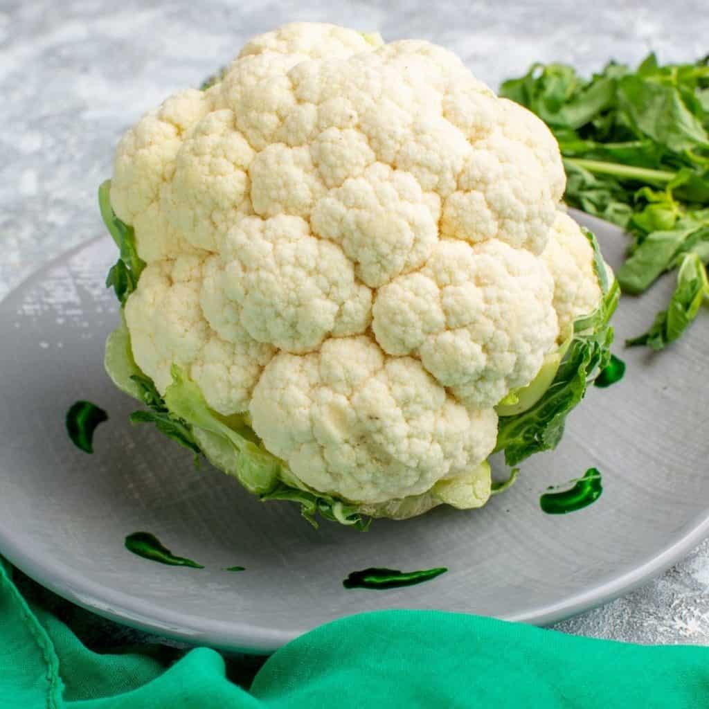 Cauliflower, a food to avoid for thyroid disease.