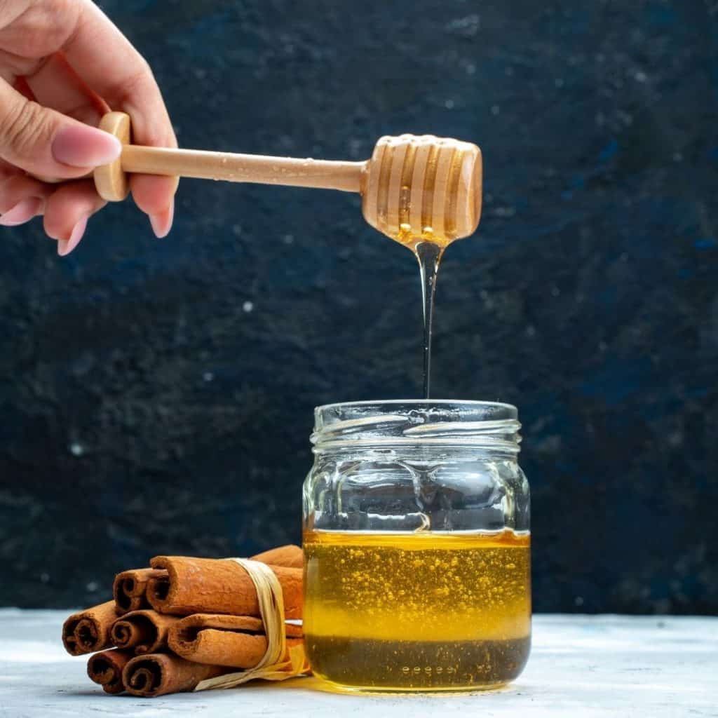 Honey and cinnamon good for your immune system. 