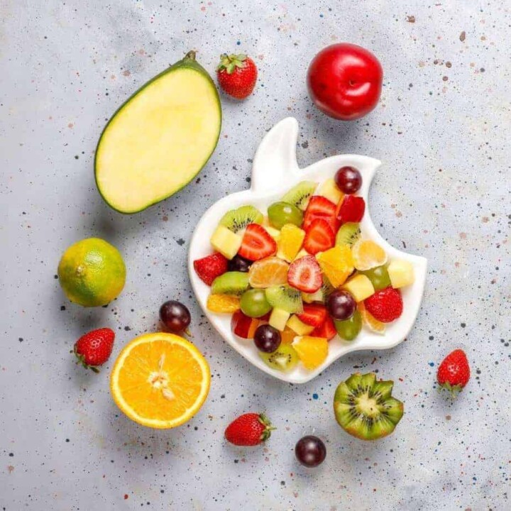 Fruits and vegetables help avoid micronutrient deficiencies.