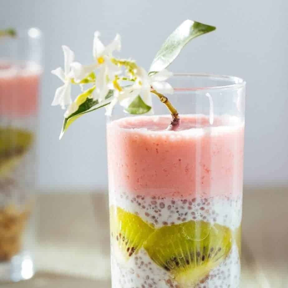 Smoothie with chia and kiwi great for gut health.