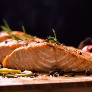 Healthy dinner recipe of fresh salmon.