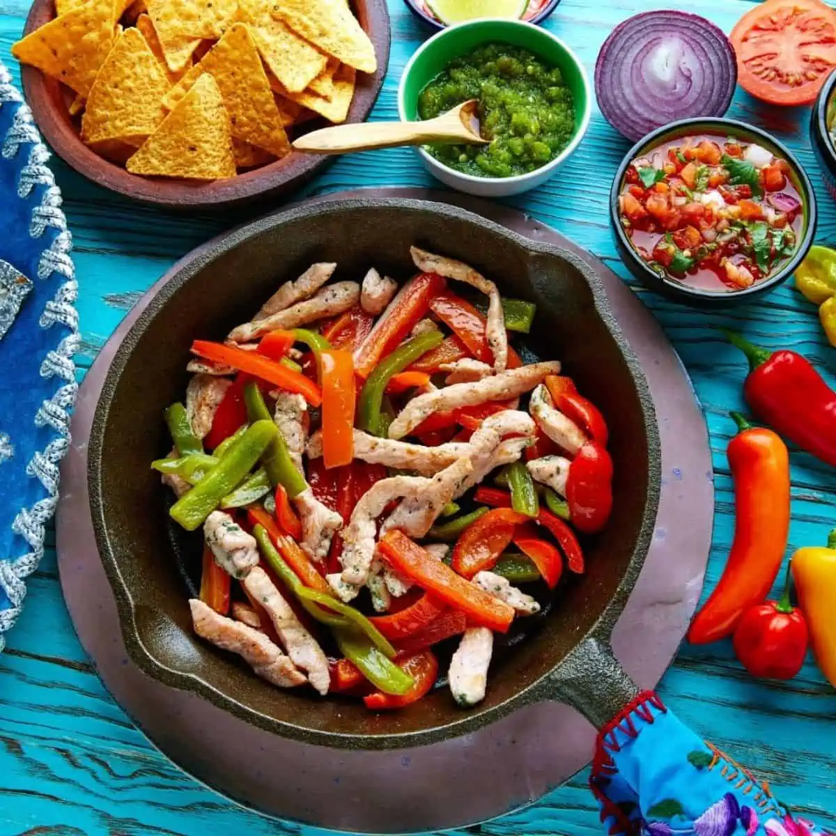 Quick recipes that are healthy like these chicken fajitas.
