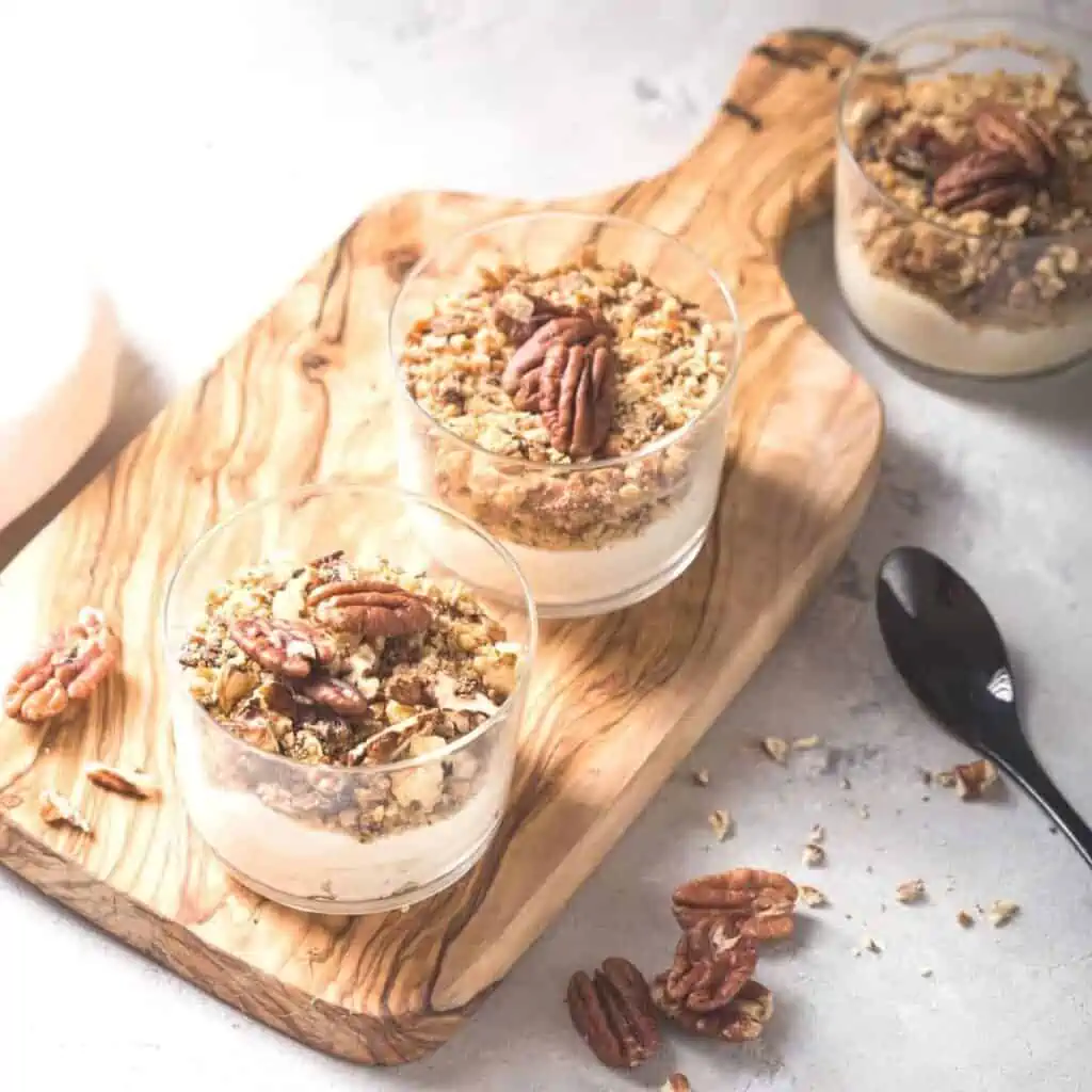 Healthy vegan caramel granola.