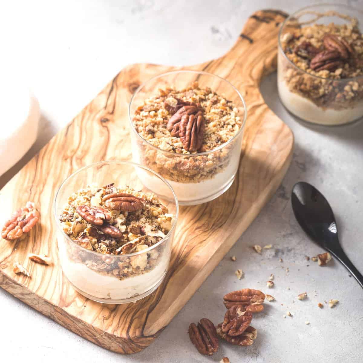 Healthy vegan caramel granola.