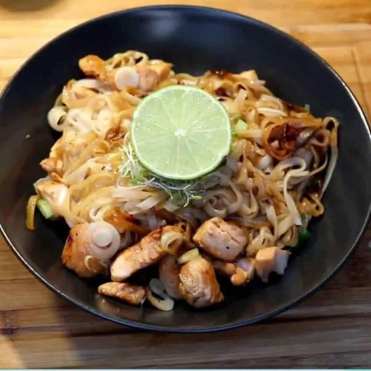 Best one pan teriyaki noodles recipe with salmon.
