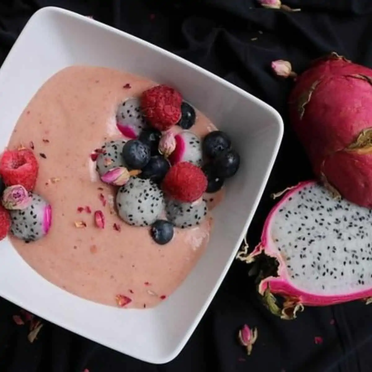 Low carb smoothie bowl made with pitaya, dragon fruit.