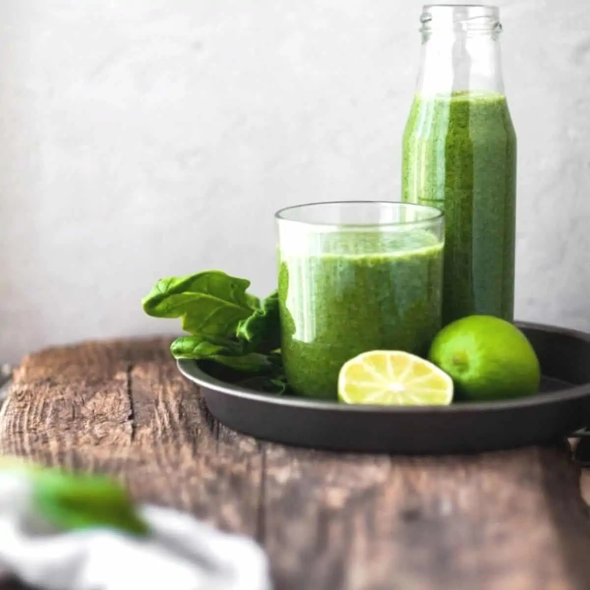 How to Make Anti-Aging Green Goddess Smoothie (Look Ageless)