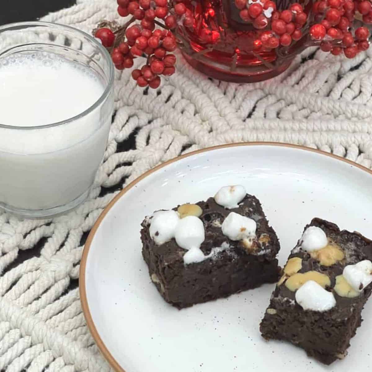 Cinnamon Mexican Hot Chocolate Brownies