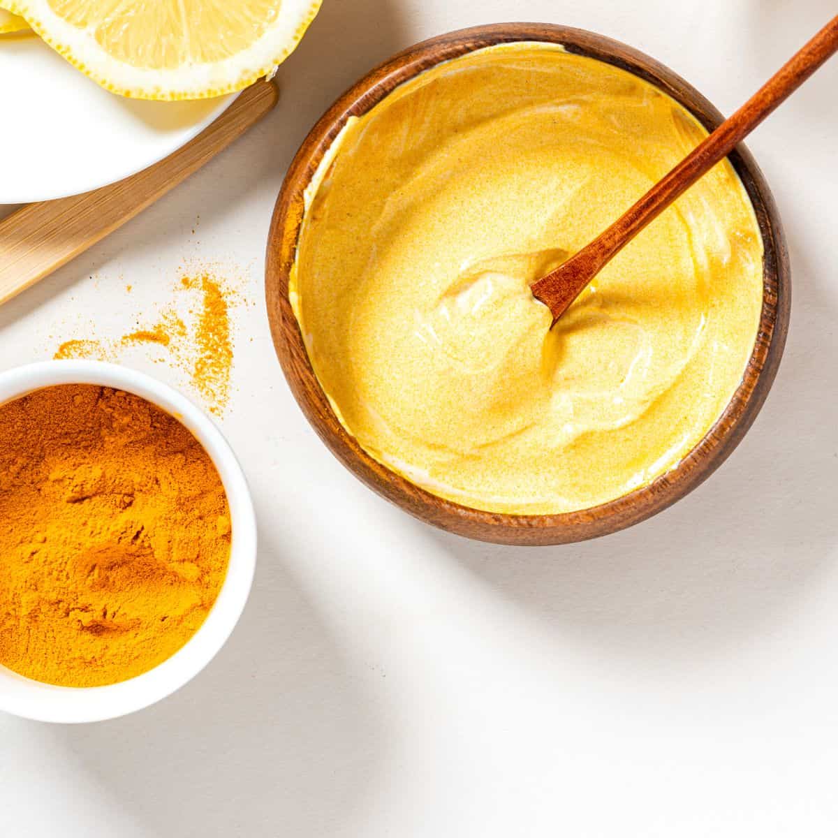 simple turmeric face mask recipe for home spa day