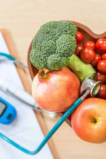 balance and lower blood sugr with right foods diet