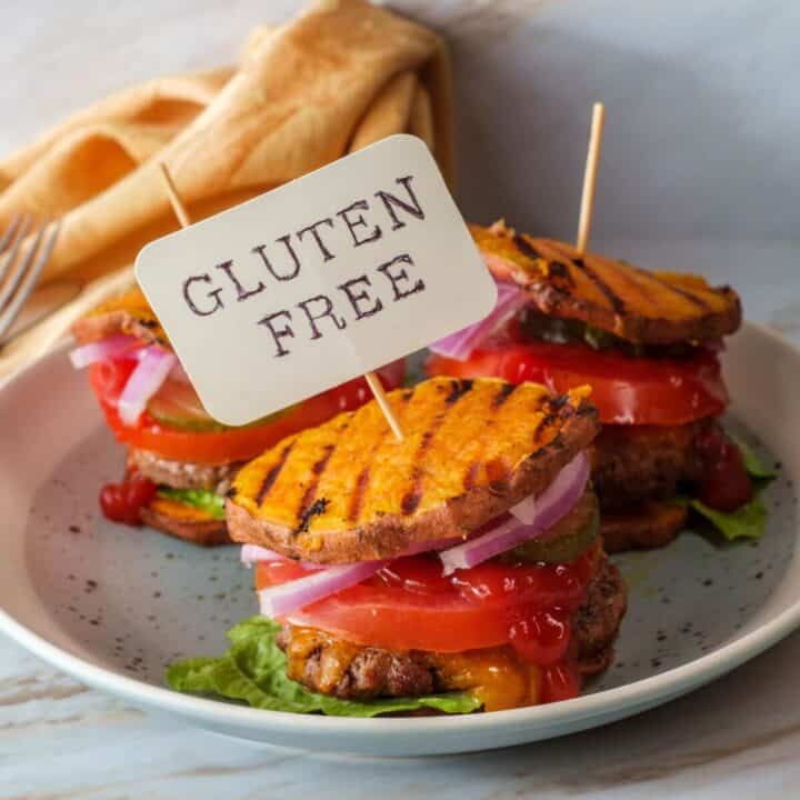 Eating meals gluten free on the go while you travel.