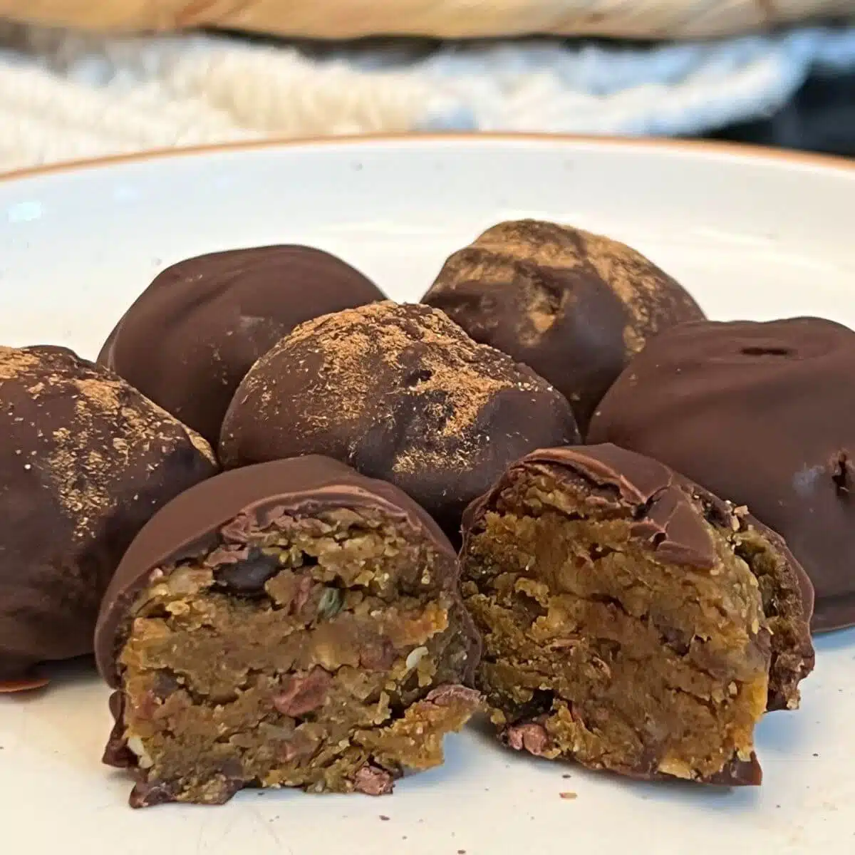 Healthy pumpkin chocolate truffles
