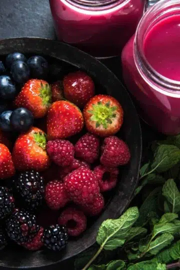 fruits high in antioxidants