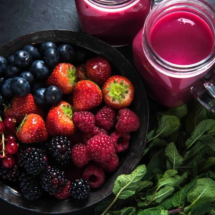 Fruit High in Antioxidants