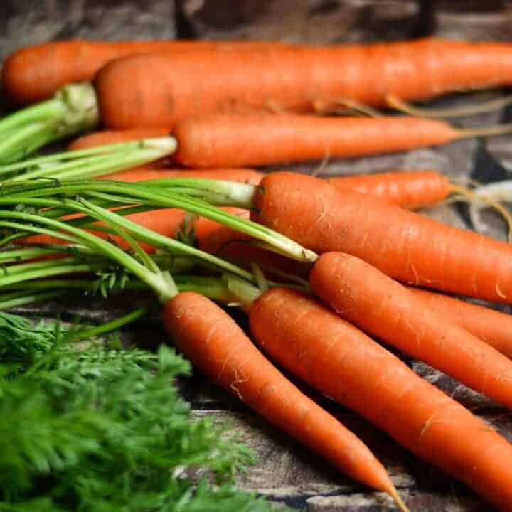 Health and Beauty Benefits – Eating Raw Carrots For Skin, Eyes, and Hair
