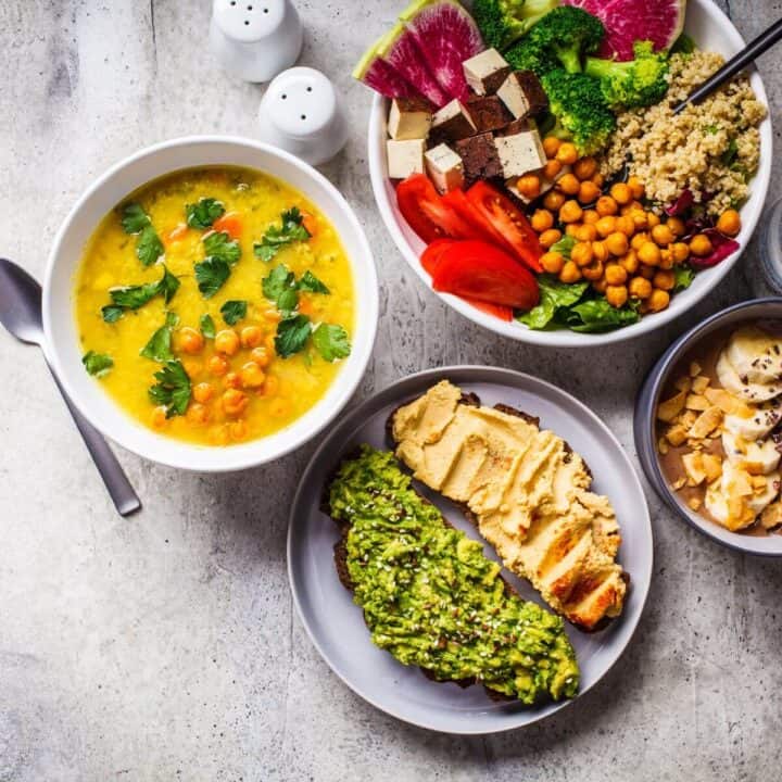 How to Travel on Vacation and Still Eat Healthy?