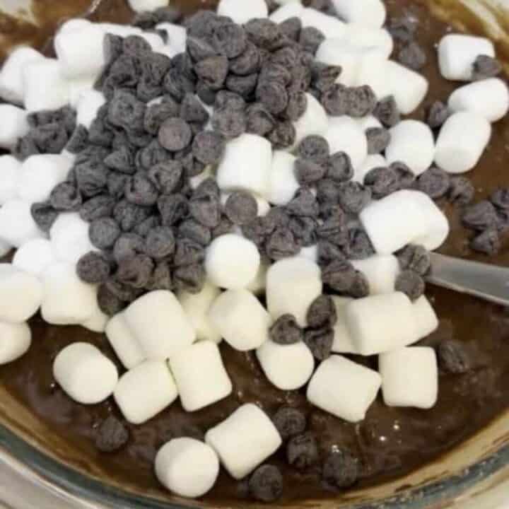 Combine wet and dry ingredients. Fold in optional ingredients.