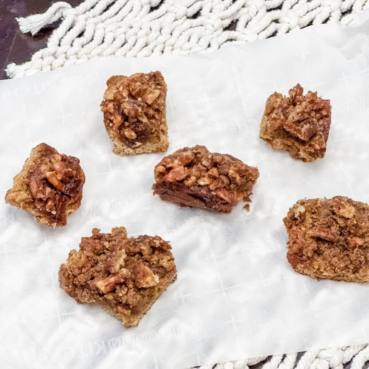 Enjoy These Easy, Healthy Vegan Pecan Pie Bars Recipe!