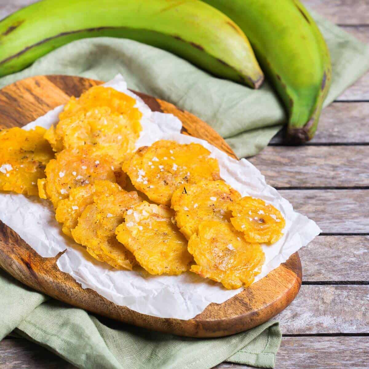 How to Make Baked Plantains with Mojo Verde Sauce Recipe. platano maduro