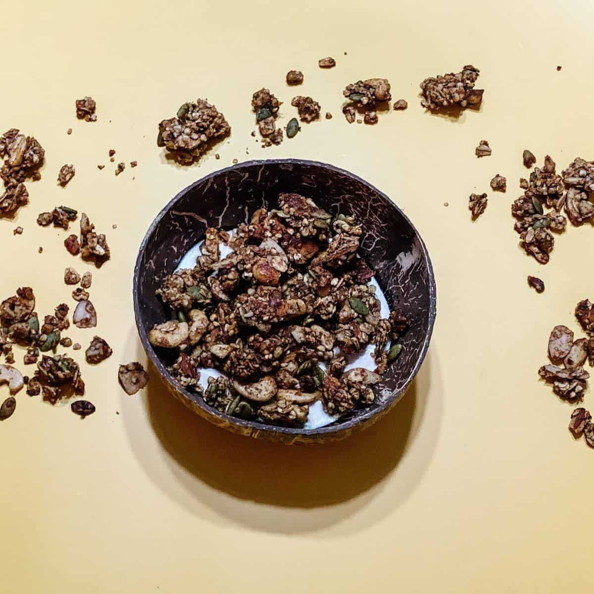 How to Make a Healthy Low-Sugar Caramel Granola Recipe