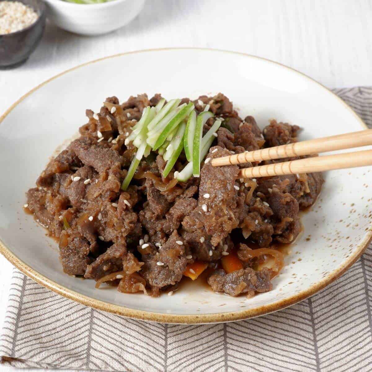 Korean beef bowl, beef bulgogi recipe