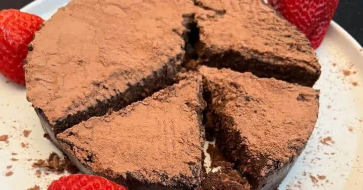 Flourless Chocolate Cake