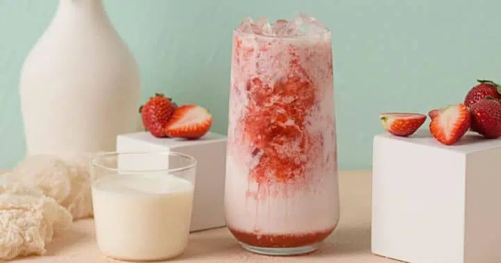Korean Strawberry Milk