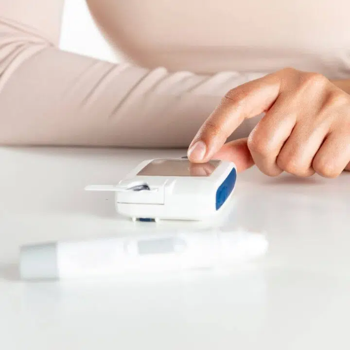 Blood sugar and anxiety effects on cortisol and glucose levels