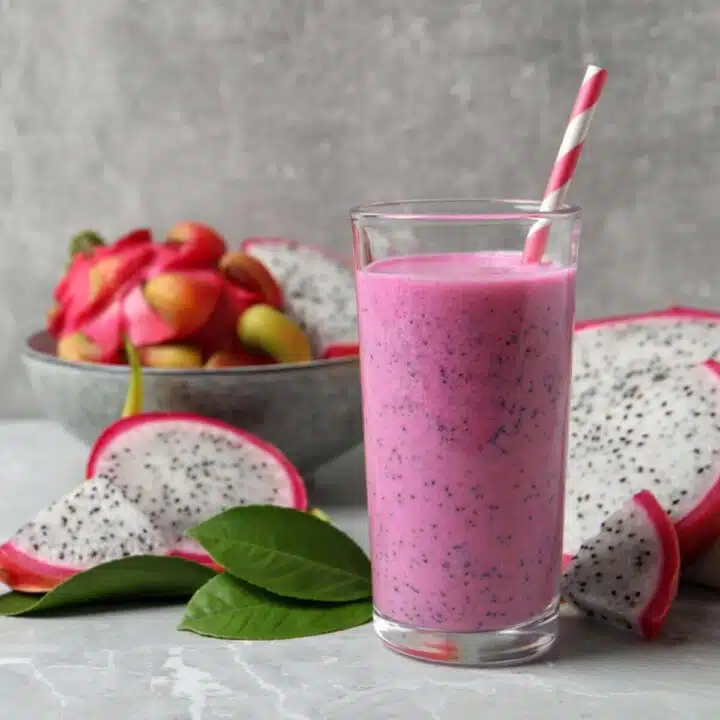Why you'll love this pink power dragon fruit smoothie recipe