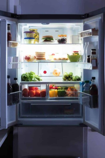 how to stop snacking late at night