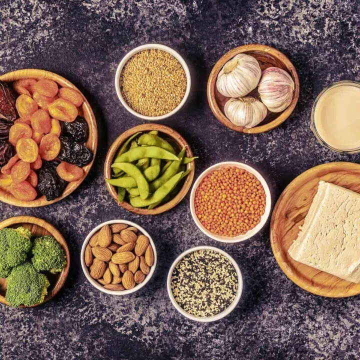 Healthy diet with phytoestrogens