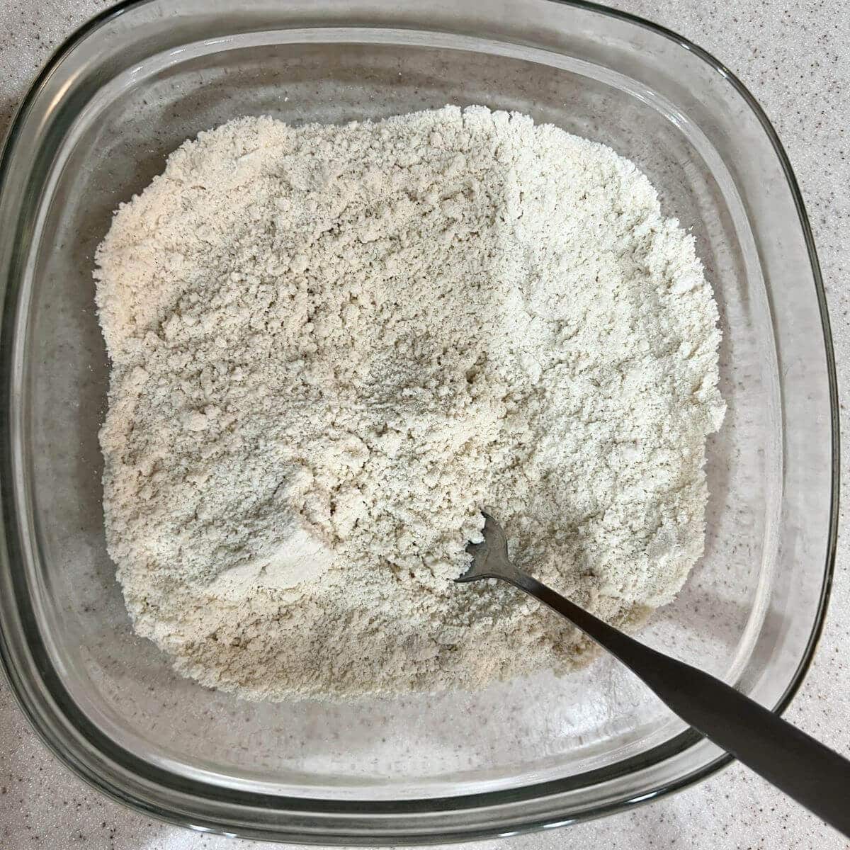 prepare the dry ingredients.