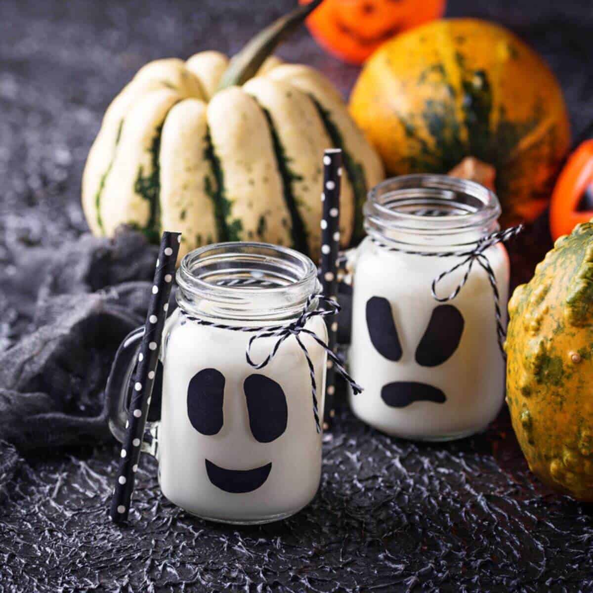 Halloween ghost protein shake smoothie 
