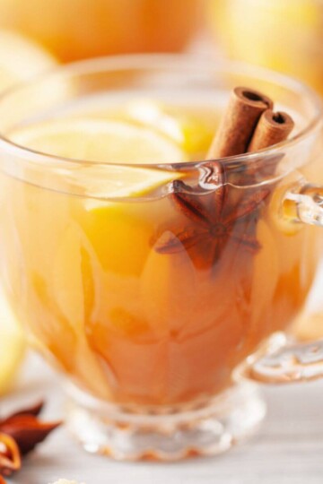 Enjoy This Spiced Hot Apple Cider Recipe!