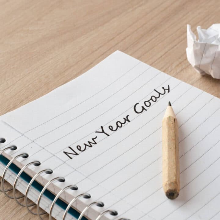 Build Habits That Stick With New Years Goal Setting