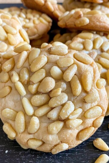 Easy Healthy Pignoli Cookies Recipe With Collagen Powder