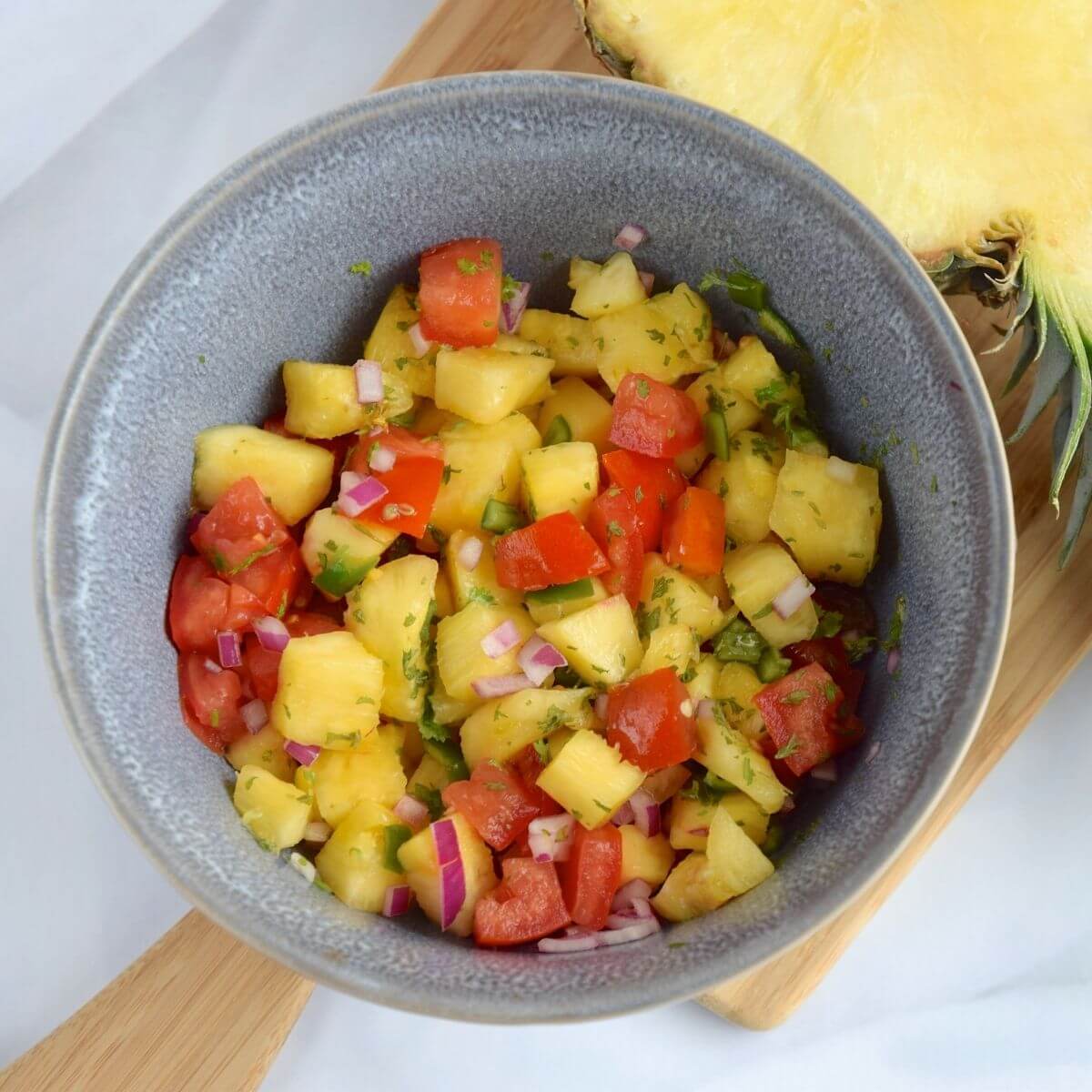 easy pineapple salsa