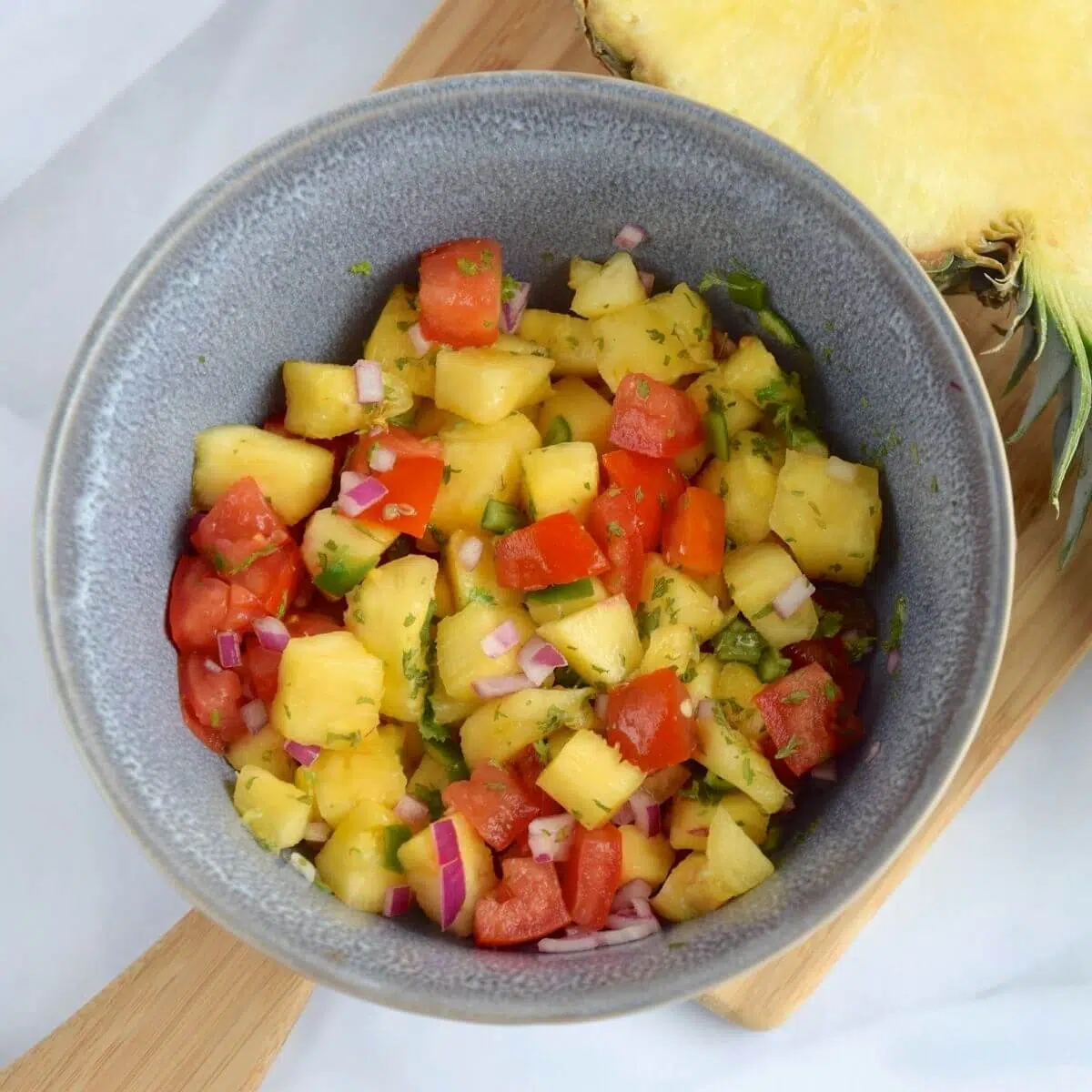easy pineapple salsa