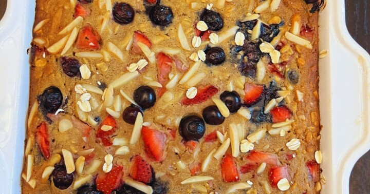 healthy mixed berry baked oatmeal recipe for better nutrition