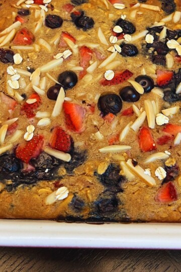 Healthy Mixed Berry Baked Oatmeal Recipe for Better Nutrition