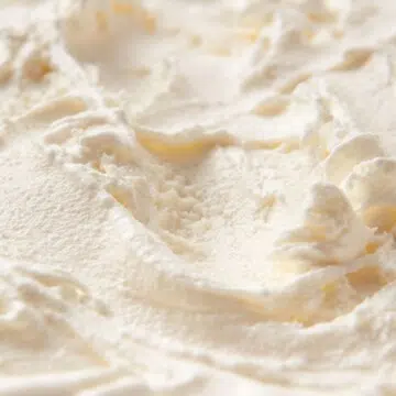 lemon glazed whipped cream
