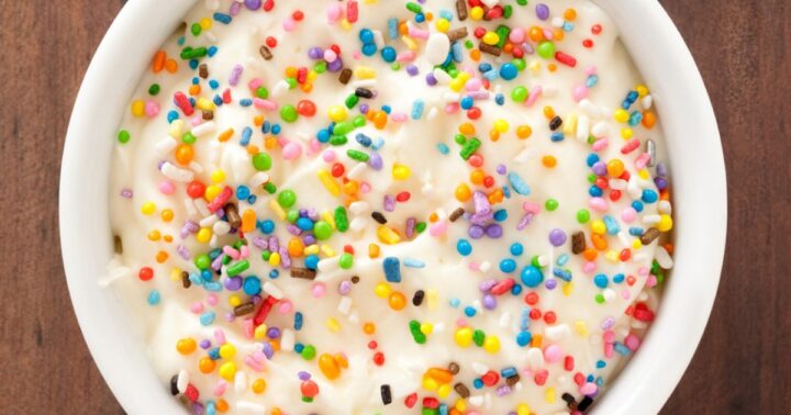 High Protein Dunkaroo Dip (Healthy Funfetti Dessert Dip)