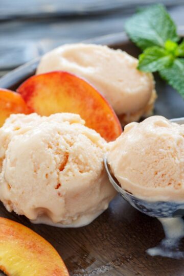 Healthy Peach Cottage Cheese Ice Cream Recipe
