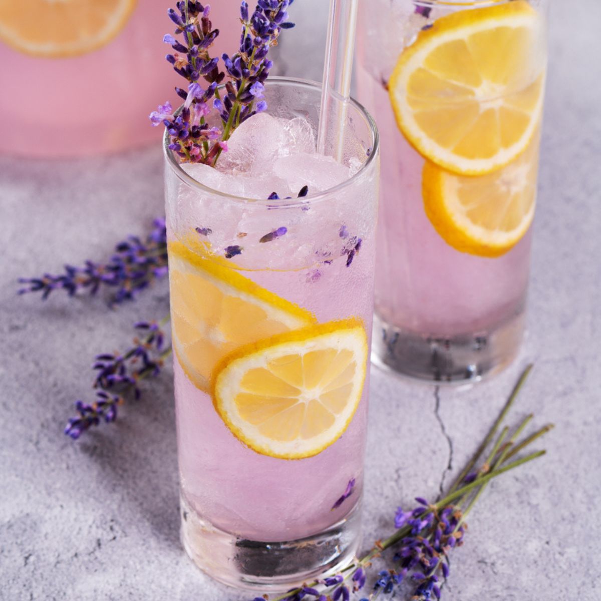 lavender lemonade drink
