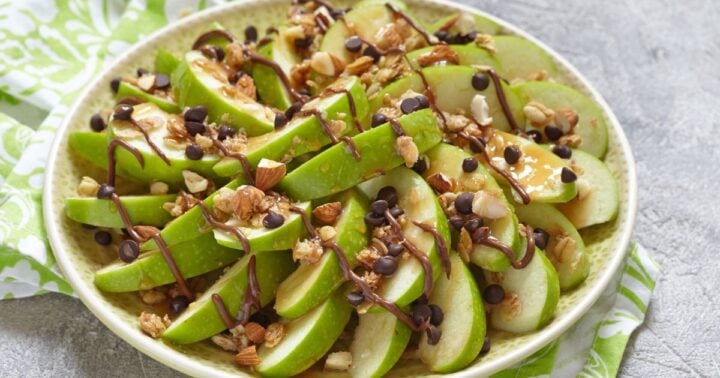 Cinnamon Apple Nachos With Peanut Butter Yogurt Drizzle